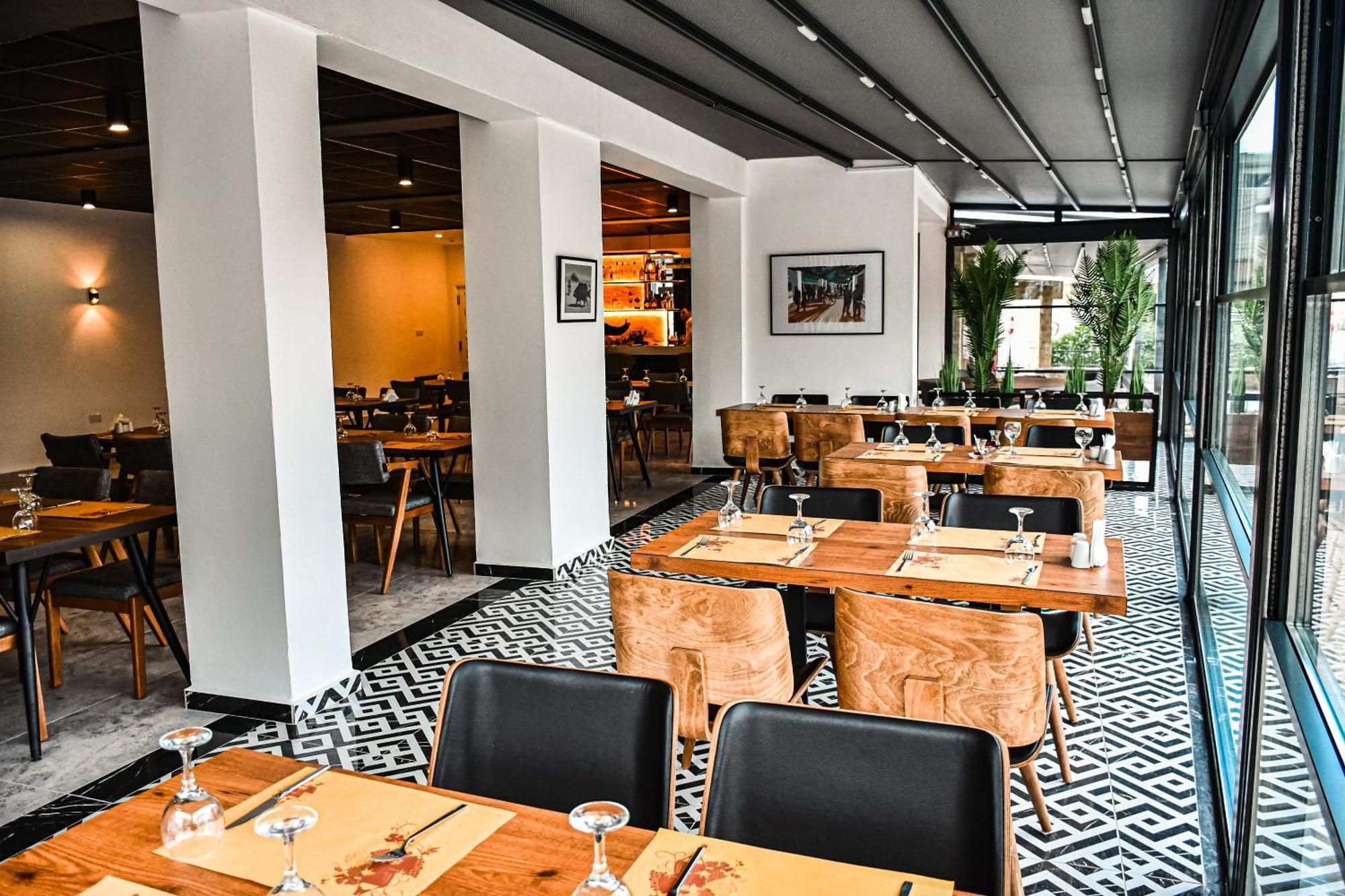 Dorana Hotel Kyrenia  Bagian luar foto