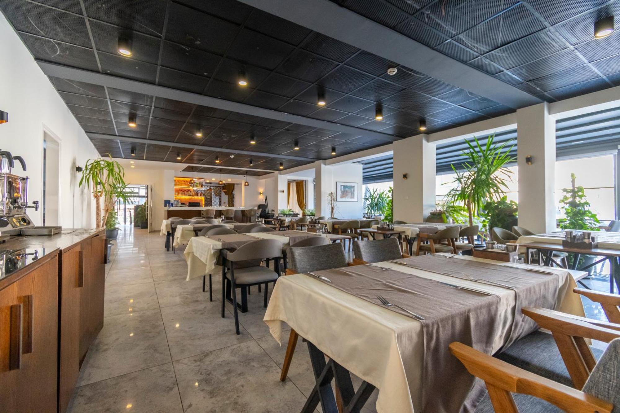 Dorana Hotel Kyrenia  Bagian luar foto