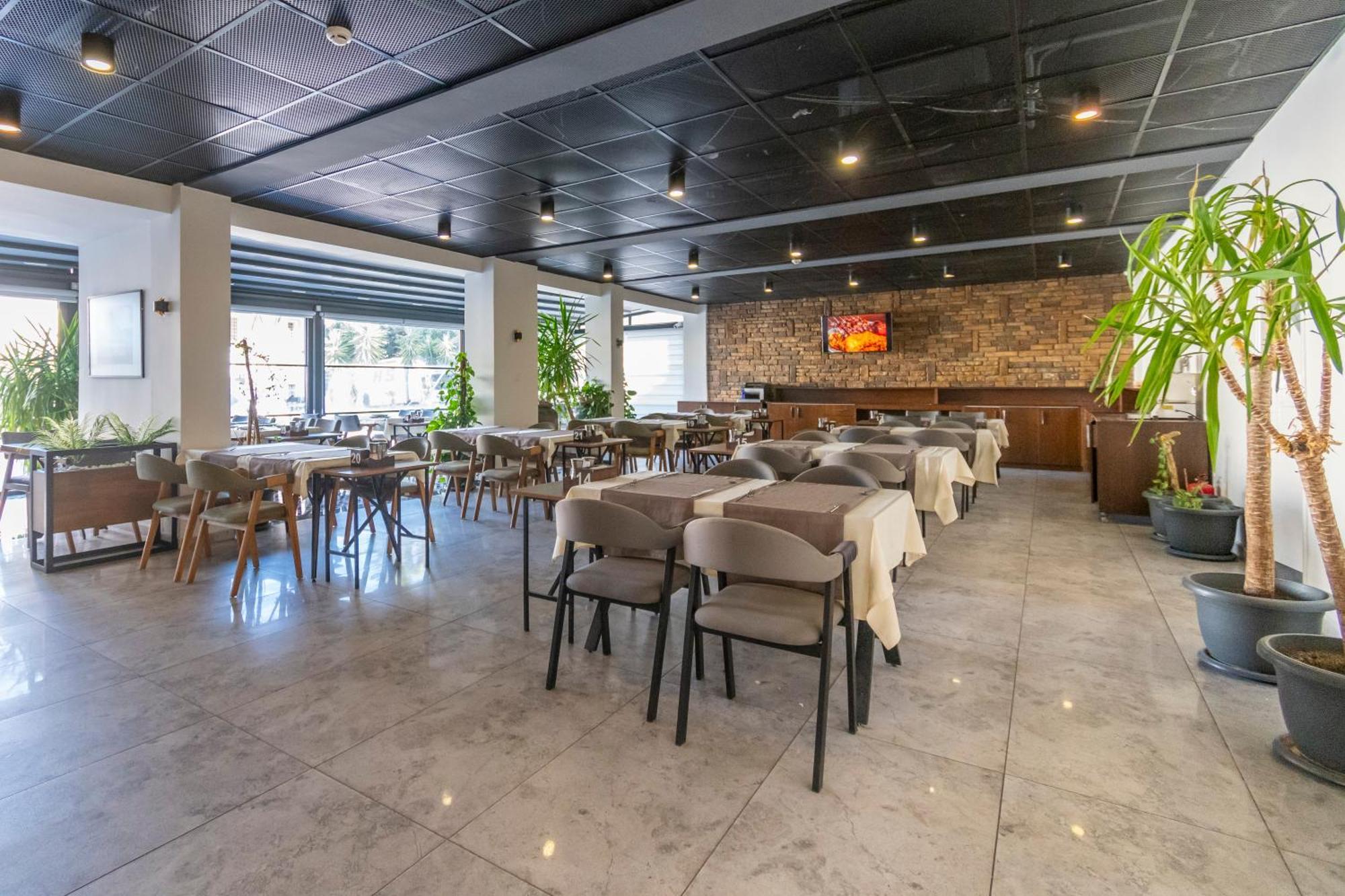 Dorana Hotel Kyrenia  Bagian luar foto