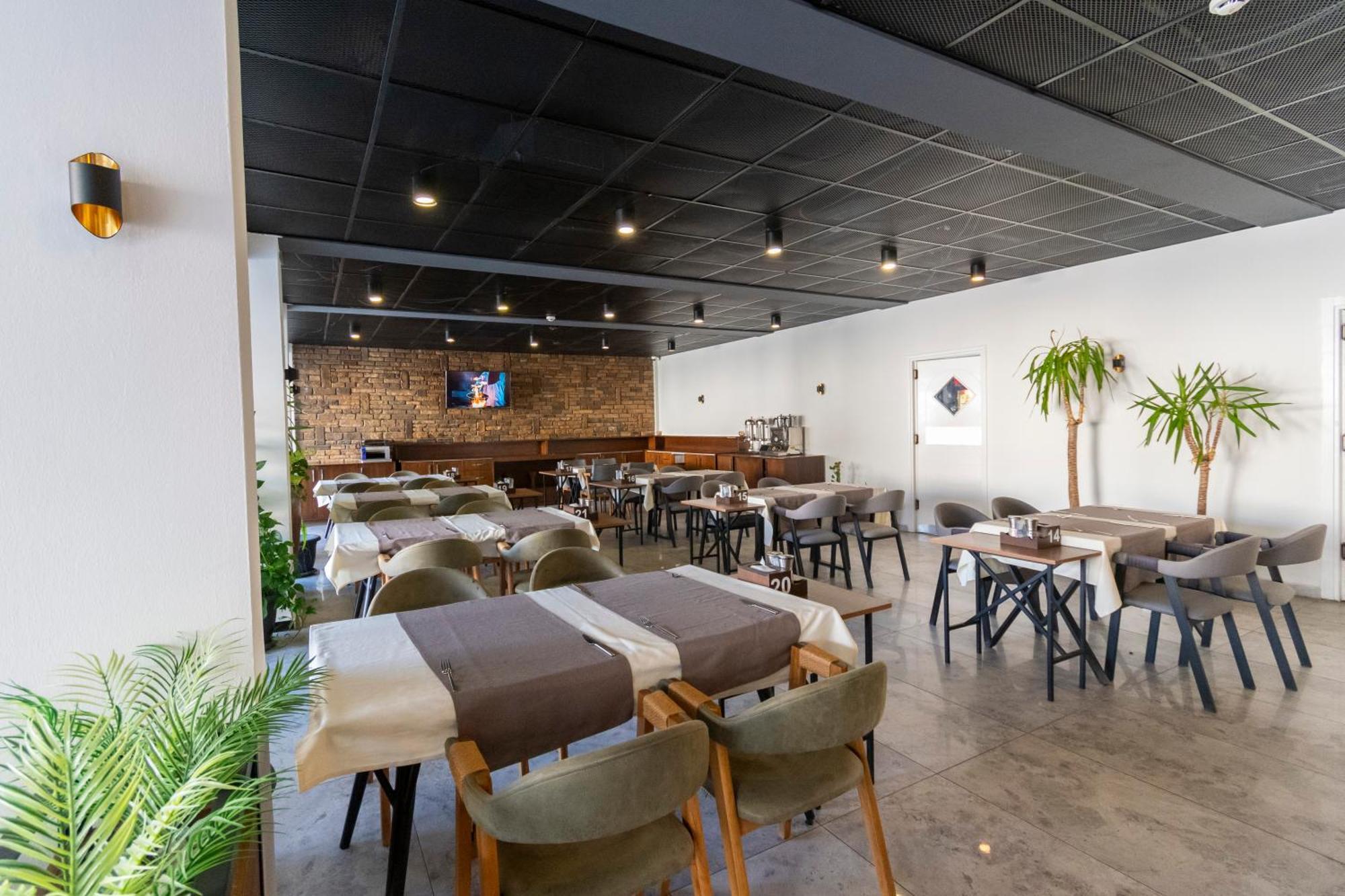 Dorana Hotel Kyrenia  Bagian luar foto